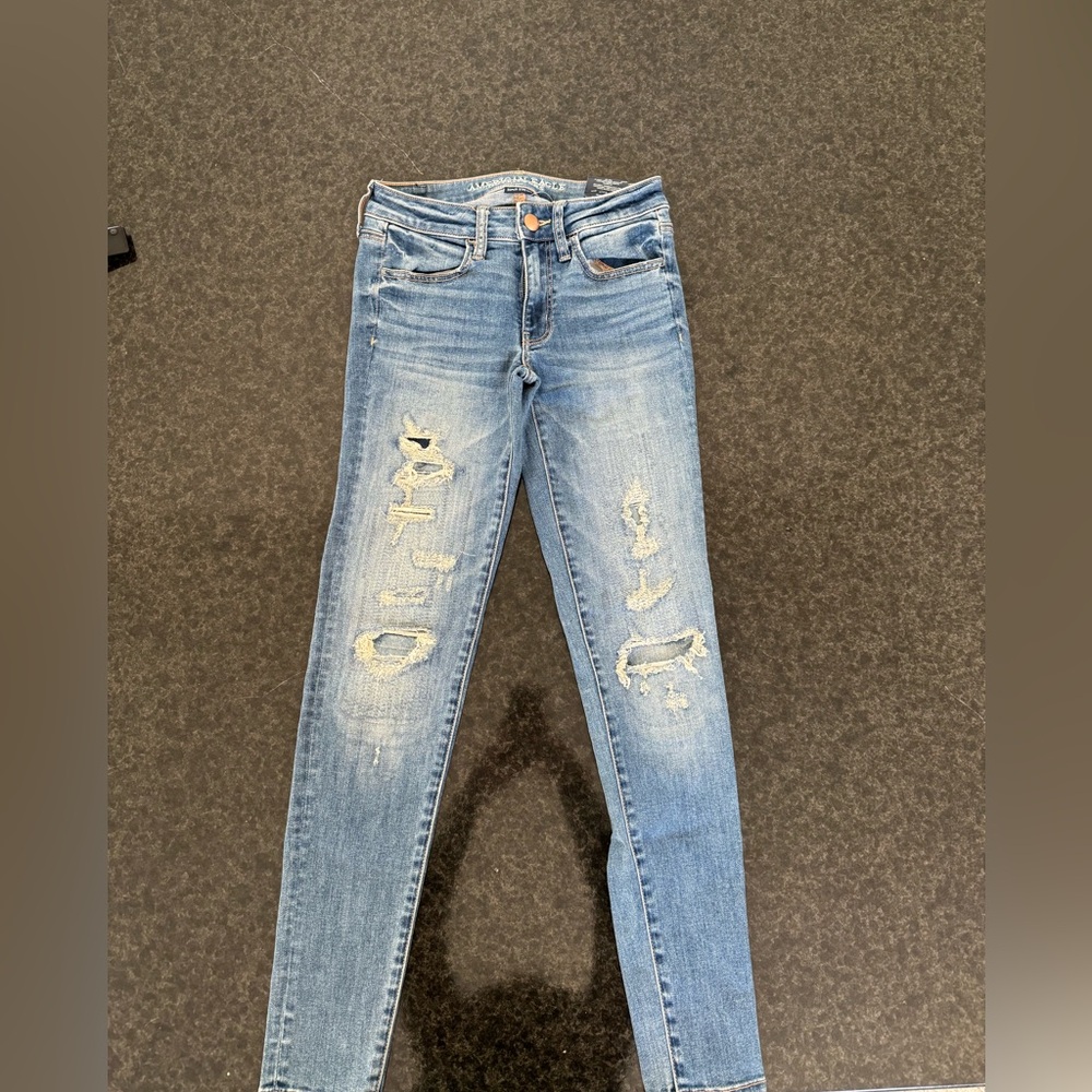 brand new american eagle jeans size 2 - Picture 1 of 4